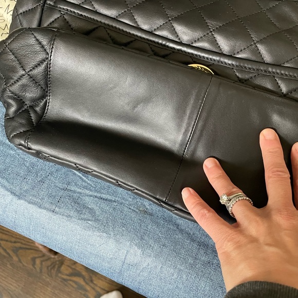 Like new leather purse - Picture 3 of 4